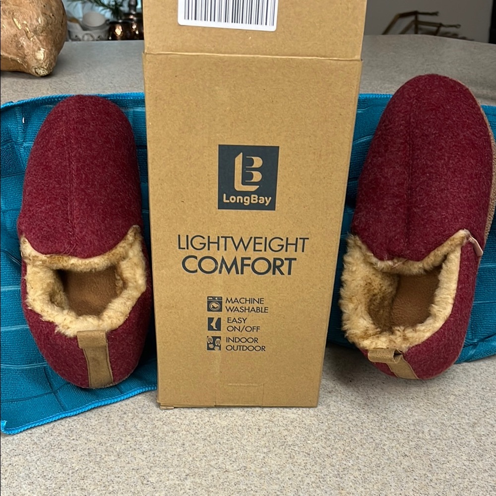 Dearfoams Red Women's Slippers